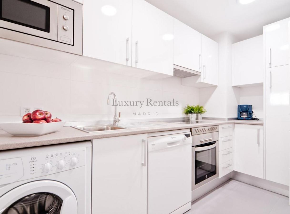 Spacious Temporary Apartment In Madrid Argueelles Close To Moncloa, Chamberi & Gran Via, Princesa V ภายนอก รูปภาพ
